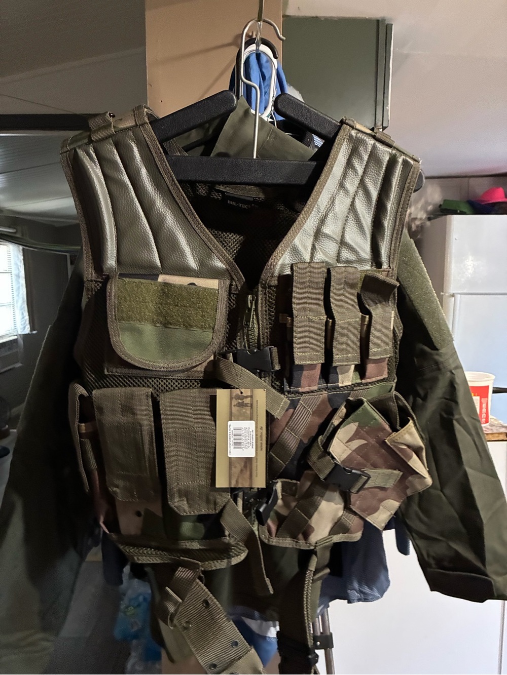 Kids Utility Play Vest in Olive Green Camo